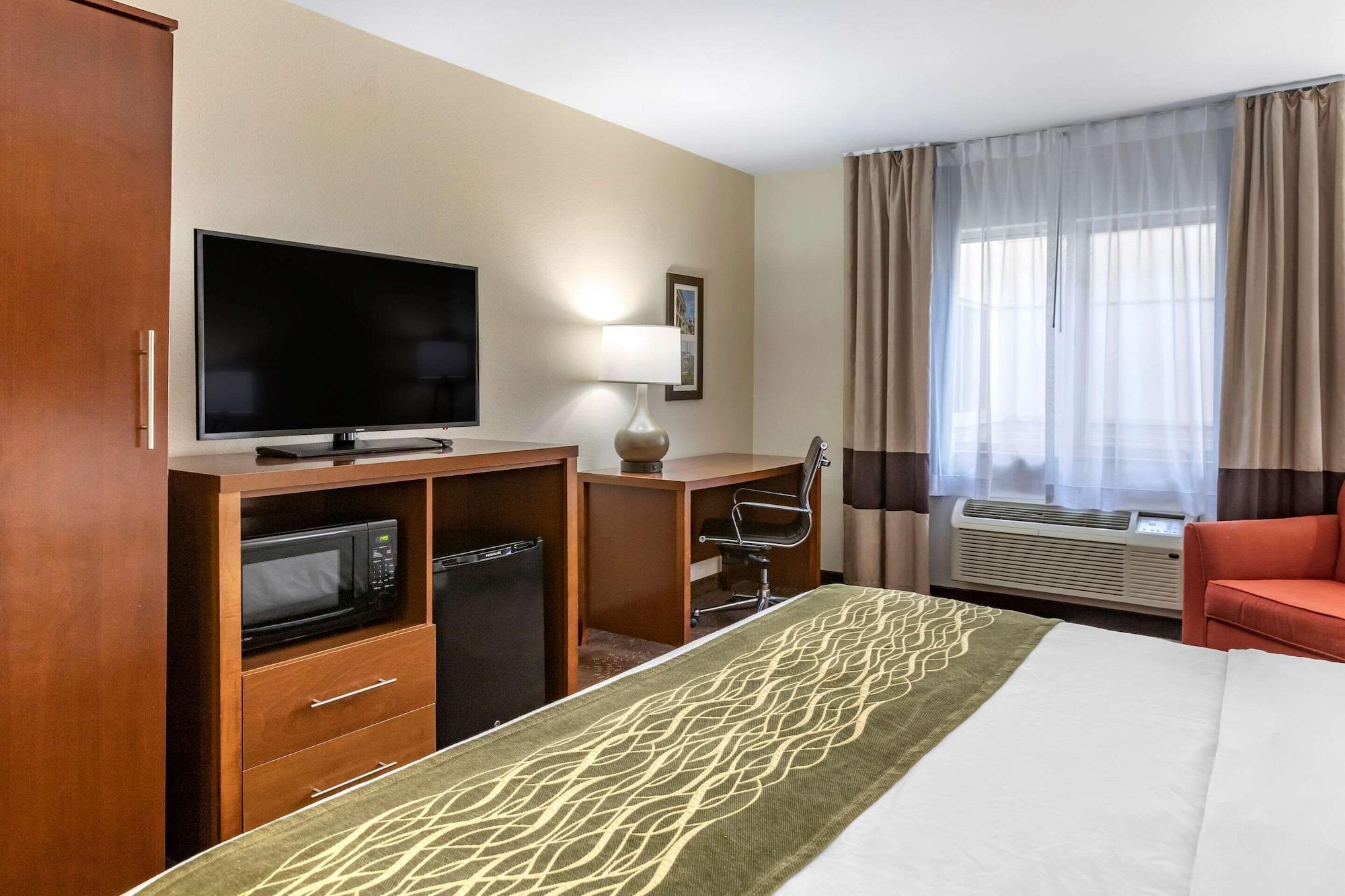 Comfort Inn Okemos - East Lansing Eksteriør billede