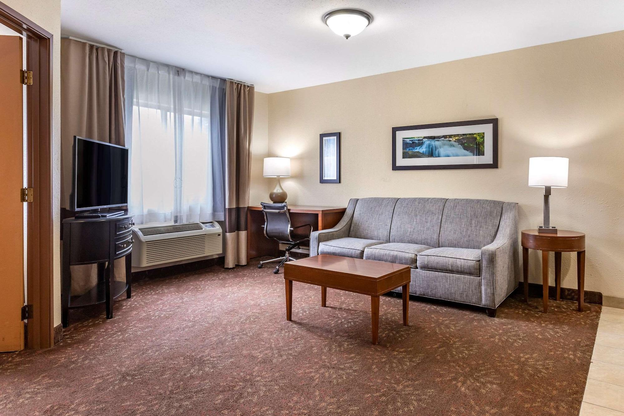 Comfort Inn Okemos - East Lansing Eksteriør billede