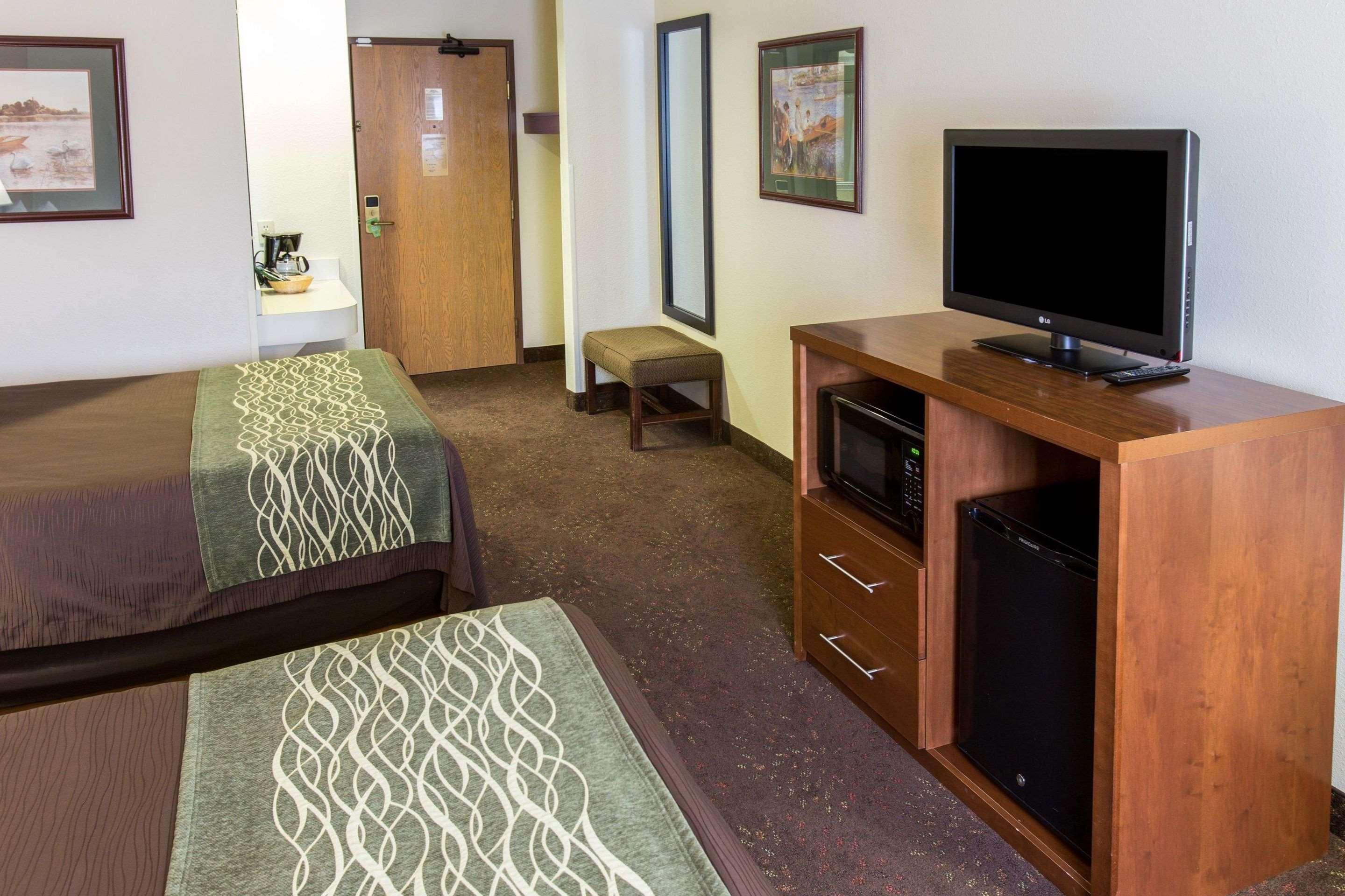 Comfort Inn Okemos - East Lansing Eksteriør billede