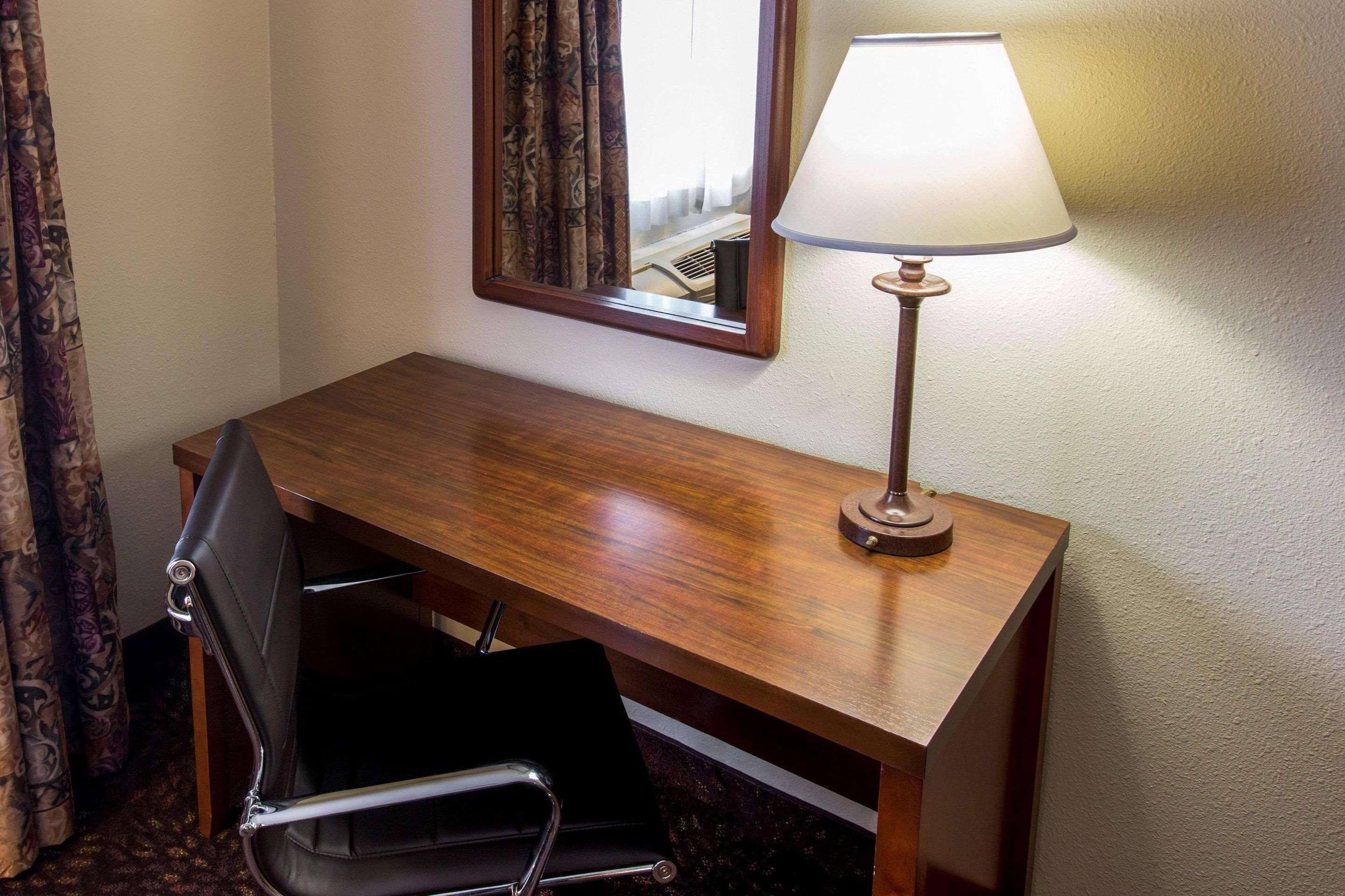 Comfort Inn Okemos - East Lansing Eksteriør billede