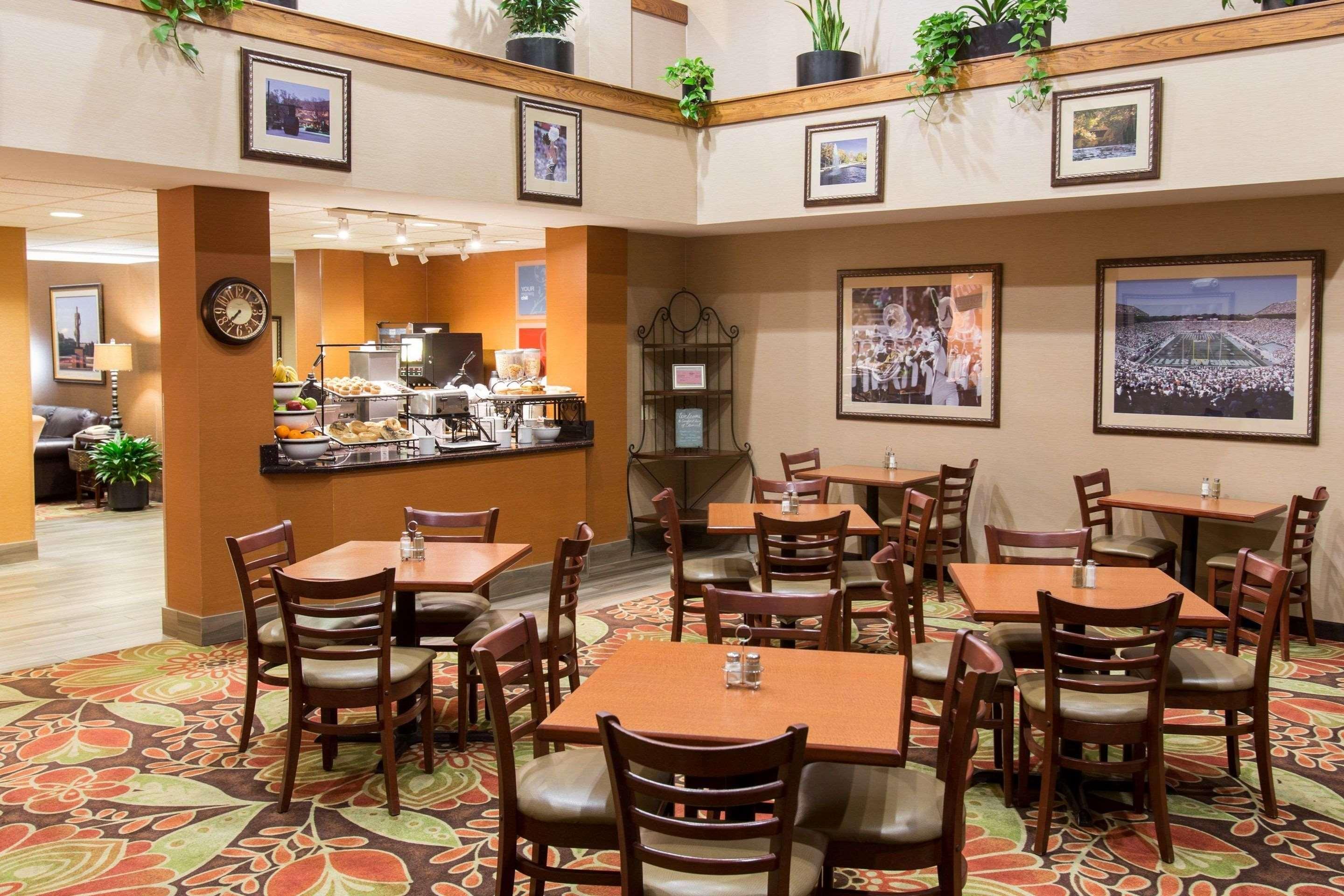 Comfort Inn Okemos - East Lansing Eksteriør billede
